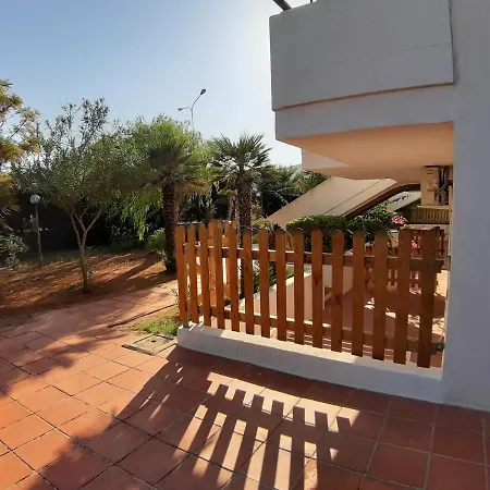 Baia Dei Pini Casa de Férias
